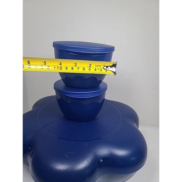 Complete 6 Pc  Tupperware CHIP N Dip Set w/2  Dip BOWLS &LIDS 6 Quart  Blue - Picture 7 of 10